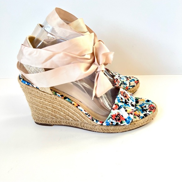 JUST FAB Rhondia Floral Espadrille Ankle Strap Wedge Sandals—SZ. 9 - Picture 7 of 11